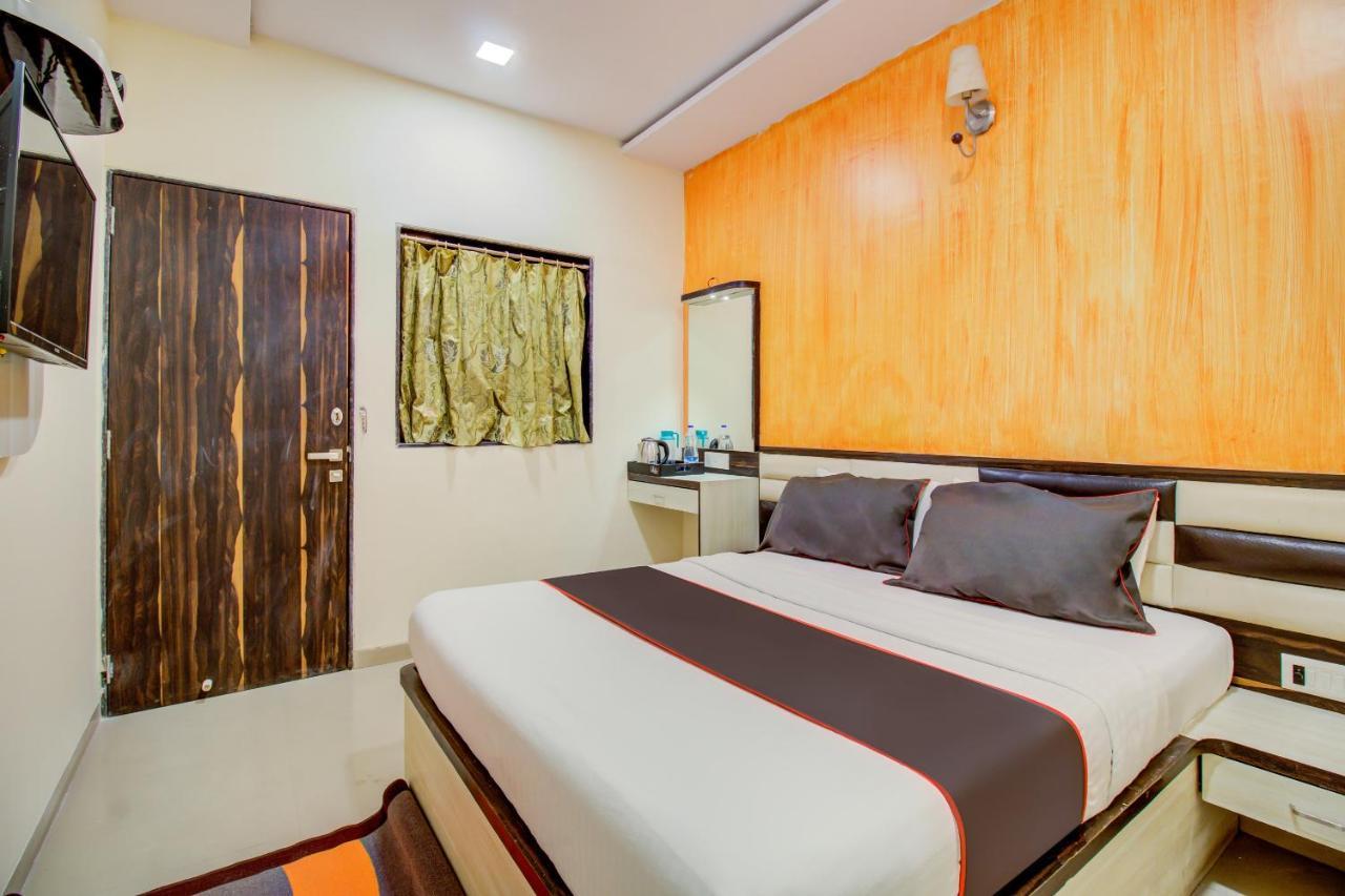 Collection O Golden Tulipz Boutique Hotel Mumbai Exterior photo
