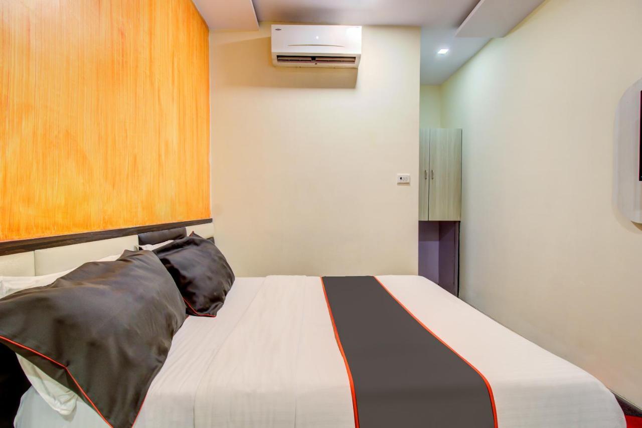 Collection O Golden Tulipz Boutique Hotel Mumbai Exterior photo