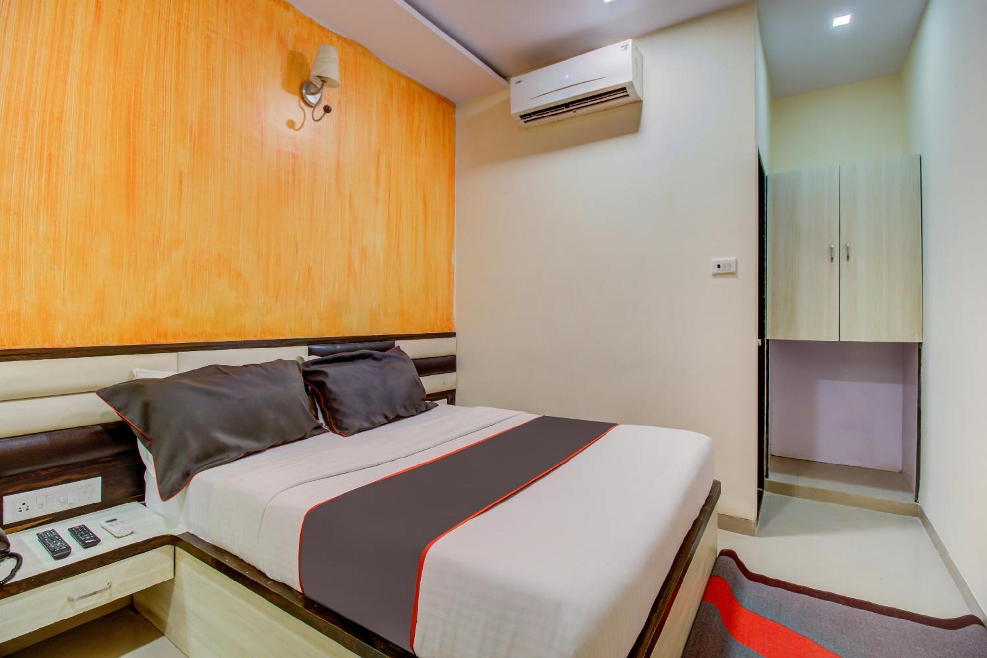 Collection O Golden Tulipz Boutique Hotel Mumbai Exterior photo